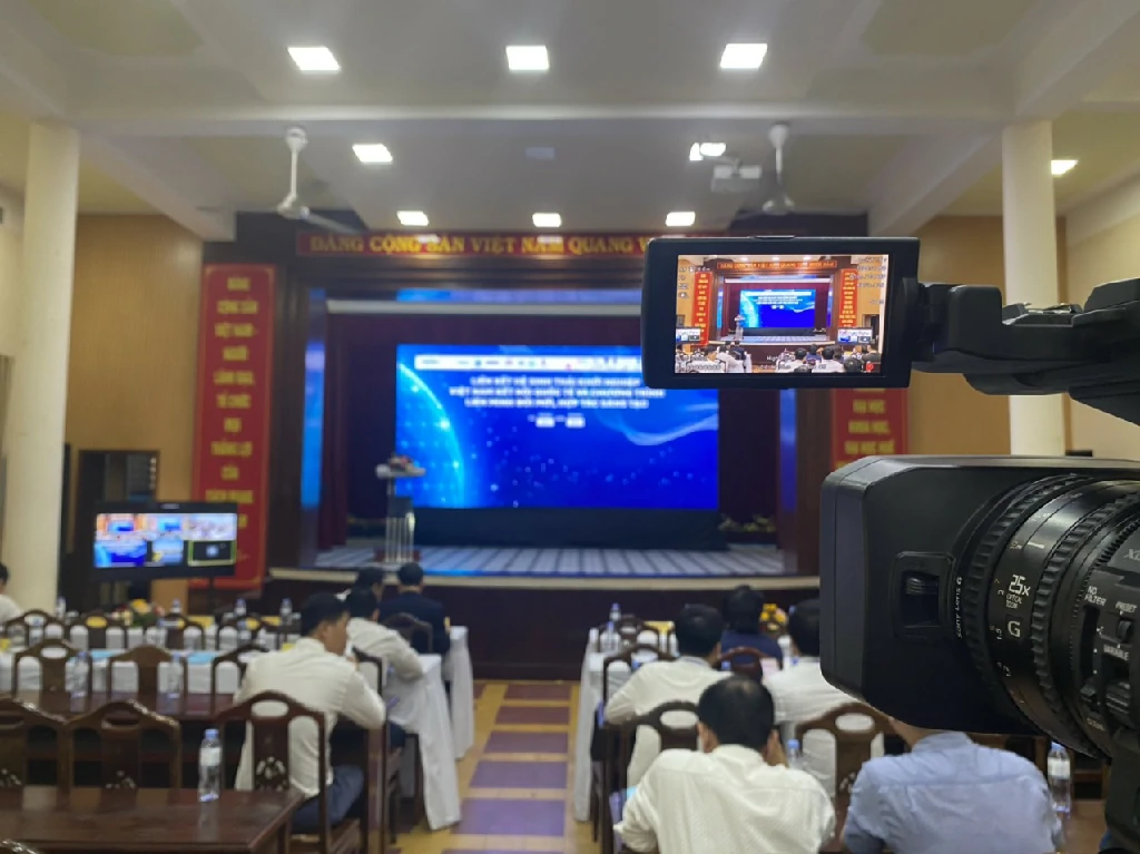 LIVESTREAM QUẢNG CÁO