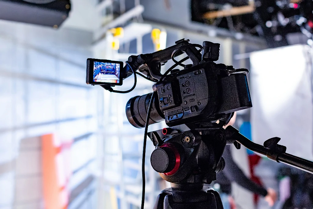 QUAY VIDEO TVC QUẢNG CÁO GIÁ RẺ TẠI ĐÀ NẴNG